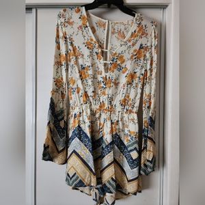 Darling romper short outfit